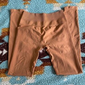 Alphalete Amplify Leggings